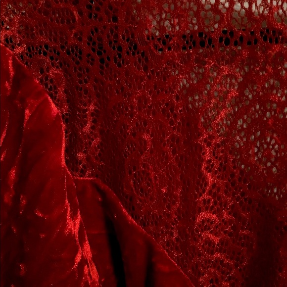 Red / Crimson Crushed Velvet Top - Picture 3 of 8